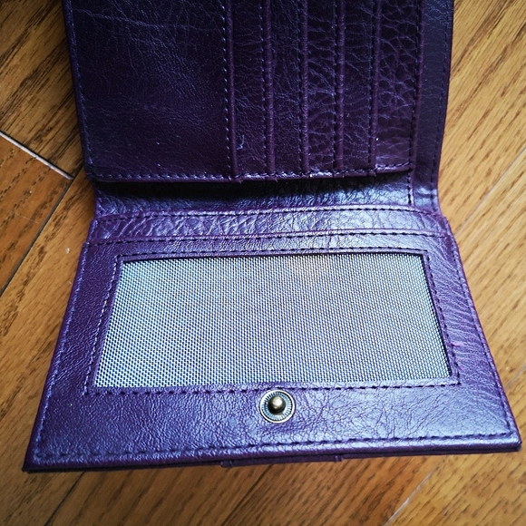 Samsara Vegan Leather Wallet - Picture 6 of 11